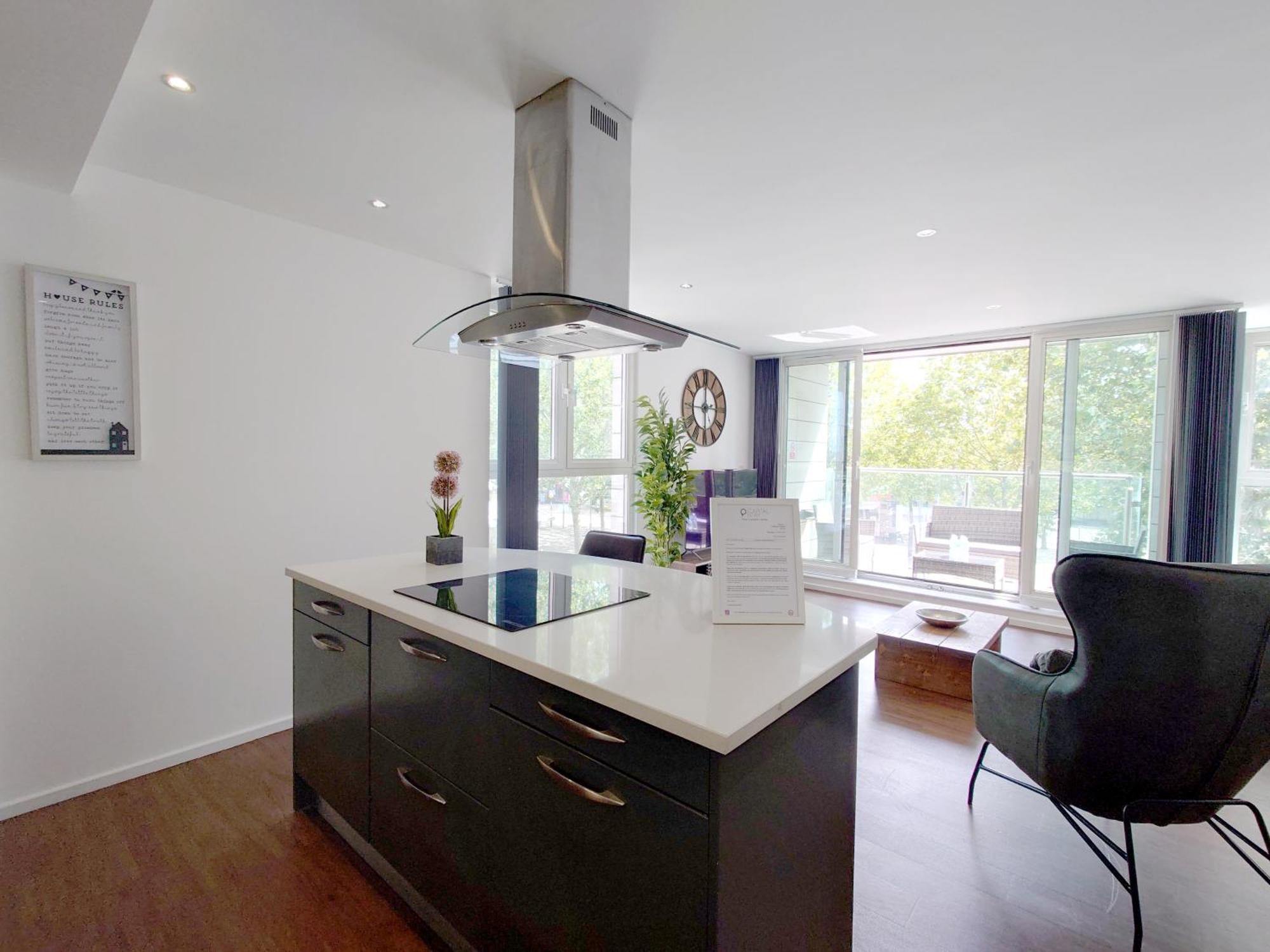 Fully Serviced Two Bed Apartment By Excel & O2 ロンドン エクステリア 写真